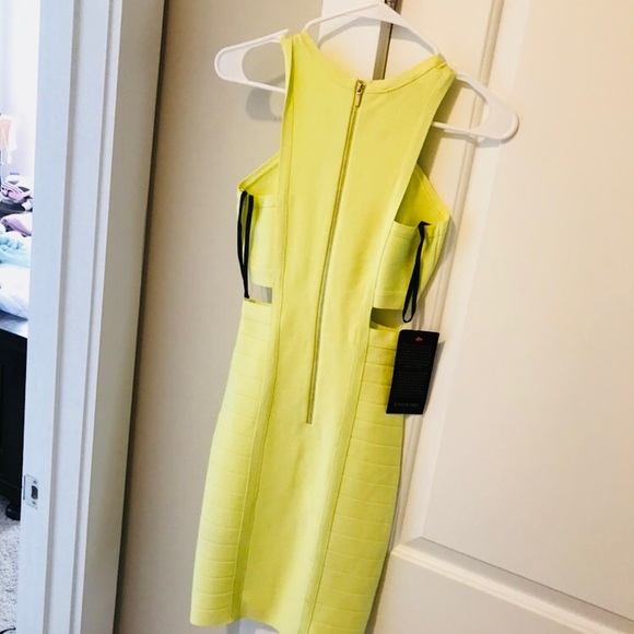 🌼🍋🍋Bebe Dress 🍋🍋🌼 - Picture 6 of 7